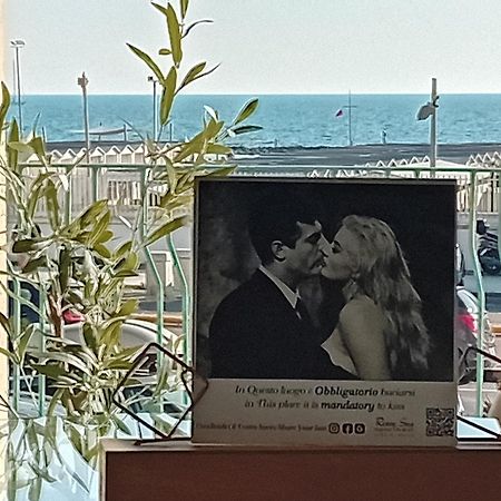 Apartament Rome Sea Lido di Ostia Zewnętrze zdjęcie